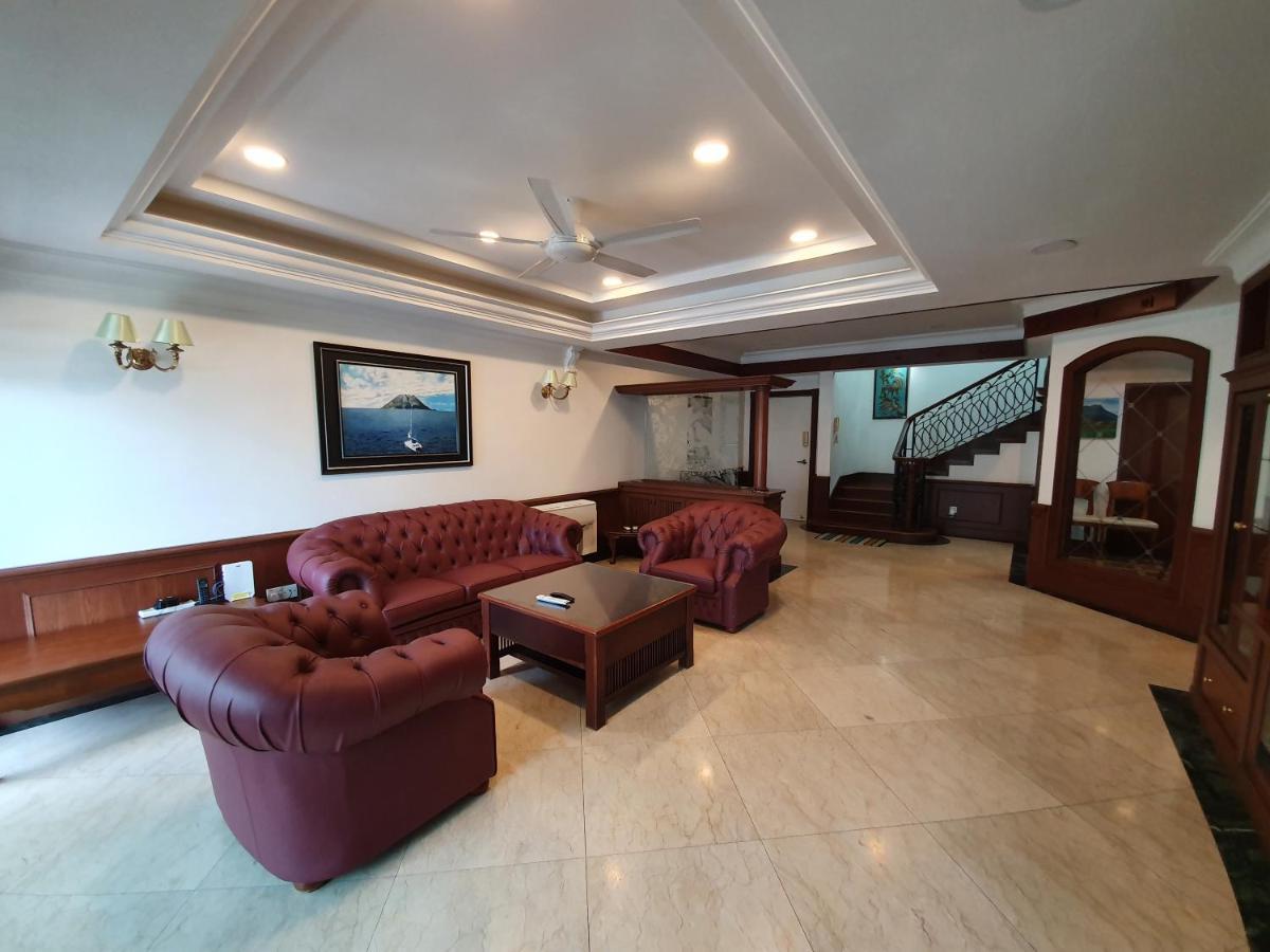 Marina Court Luxury Penthouse Aparthotel Kota Kinabalu Exterior photo
